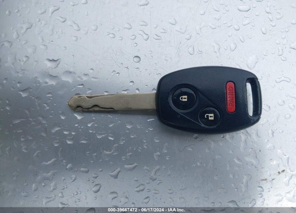 2013 HONDA FIT SPORT VIN: JHMGE8H55DC061605