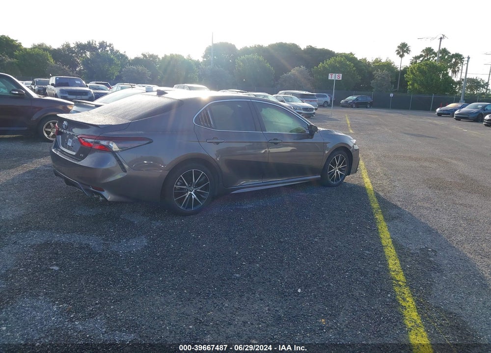 2024 TOYOTA CAMRY SE VIN: 4T1T11AK0RU848705