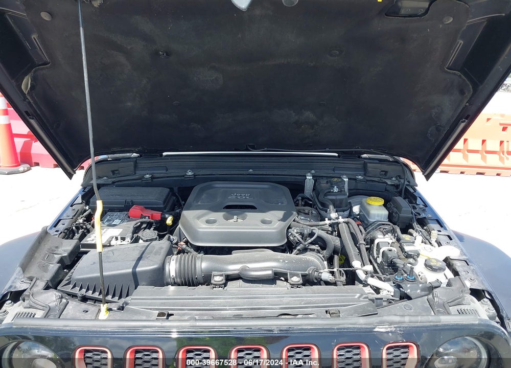 2018 JEEP WRANGLER UNLIMITED SPORT S 4X4 VIN: 1C4HJXDN2JW317940