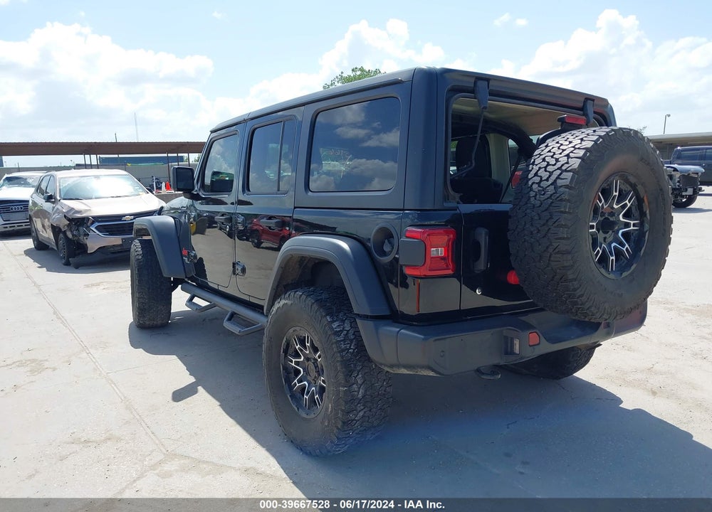 2018 JEEP WRANGLER UNLIMITED SPORT S 4X4 VIN: 1C4HJXDN2JW317940