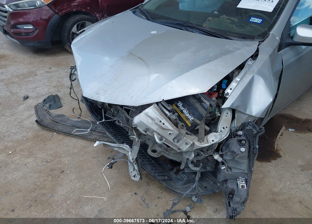 2019 TOYOTA COROLLA SE VIN: 5YFBURHE0KP899419