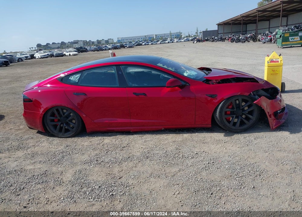 2024 TESLA MODEL S PLAID TRI MOTOR ALL-WHEEL DRIVE VIN: 5YJSA1E68RF533382