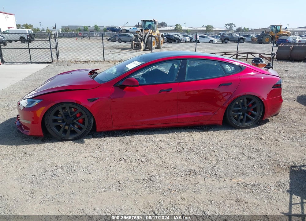 2024 TESLA MODEL S PLAID TRI MOTOR ALL-WHEEL DRIVE VIN: 5YJSA1E68RF533382