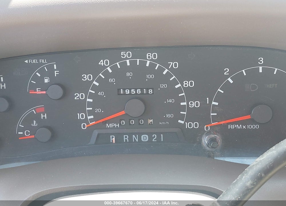 1999 FORD F-250 LARIAT/XL/XLT VIN: 1FTNX21S1XEB21923