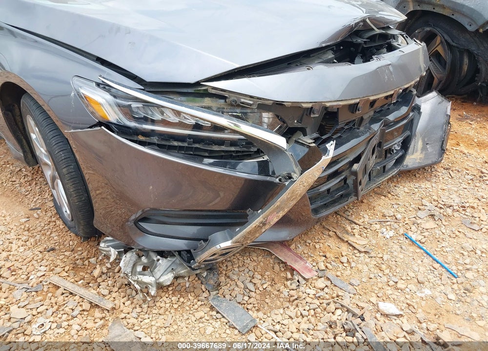 2018 HONDA ACCORD LX VIN: 1HGCV1F15JA082521