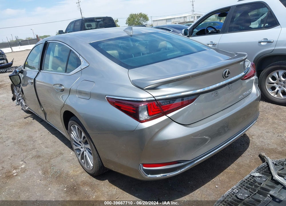 2021 LEXUS ES 250 VIN: 58AD11D12MU001046
