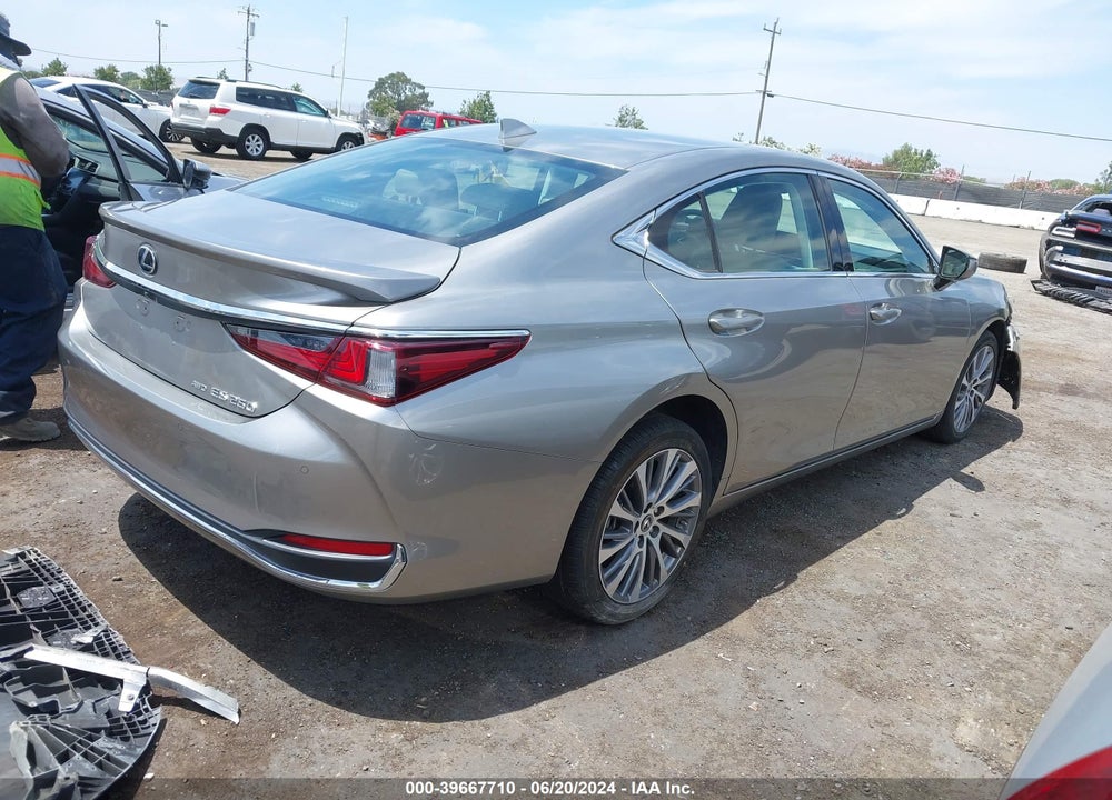2021 LEXUS ES 250 VIN: 58AD11D12MU001046