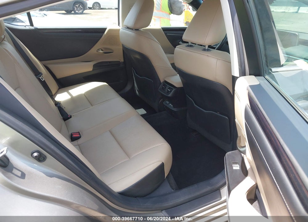 2021 LEXUS ES 250 VIN: 58AD11D12MU001046