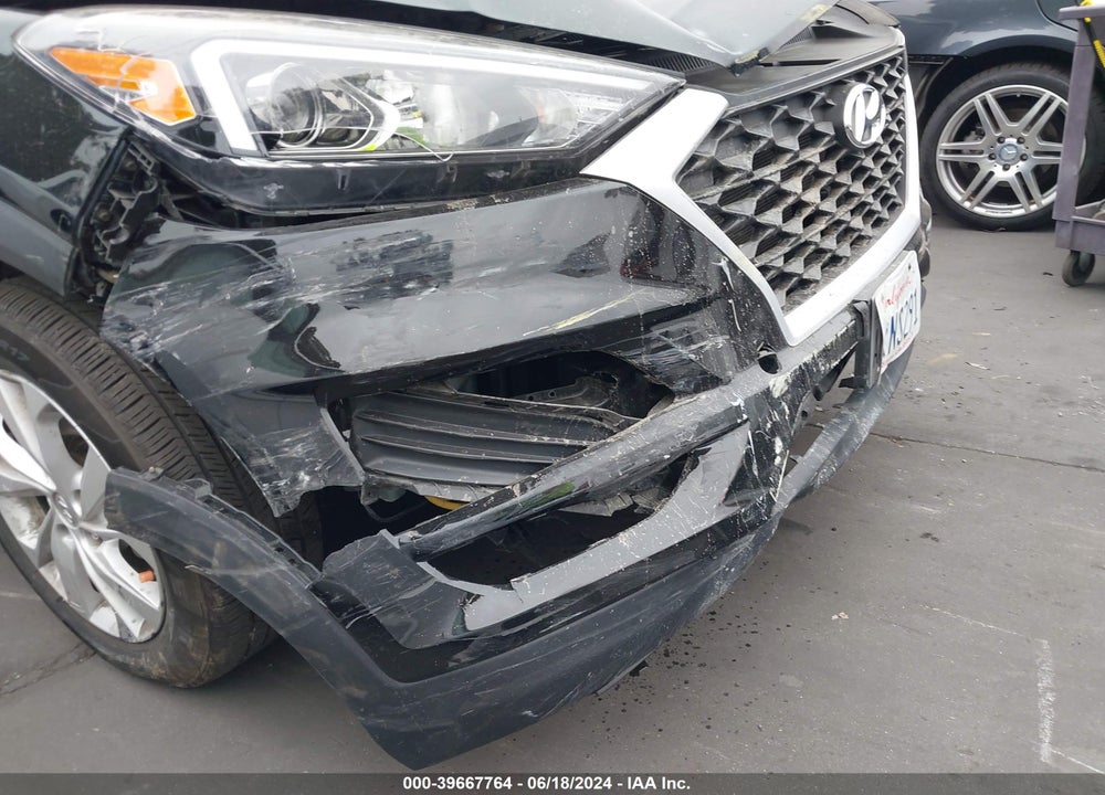 2020 HYUNDAI TUCSON SE VIN: KM8J23A45LU140832