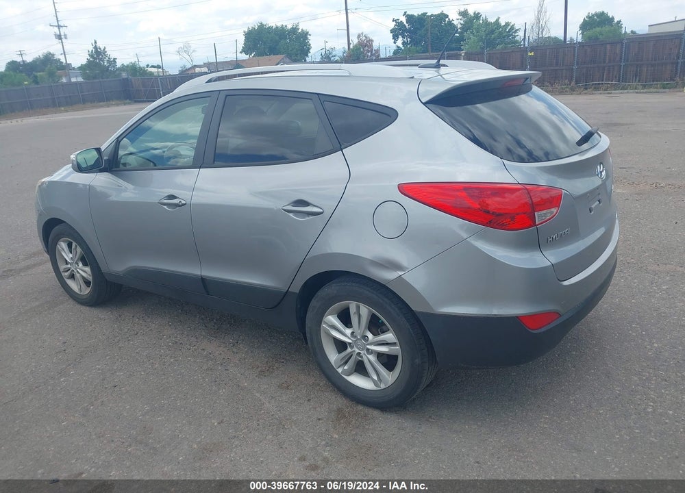 2012 HYUNDAI TUCSON GLS VIN: KM8JUCAC1CU525838