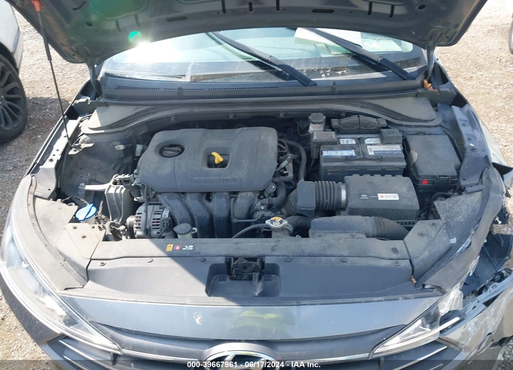 2019 HYUNDAI ELANTRA SE VIN: 5NPD74LF3KH480061