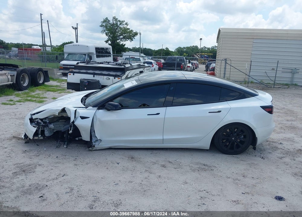 2021 TESLA MODEL 3 STANDARD RANGE PLUS REAR-WHEEL DRIVE VIN: 5YJ3E1EA5MF096561