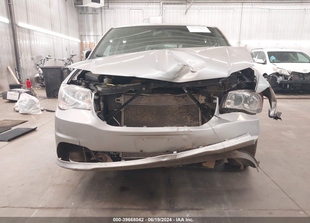 2018 DODGE GRAND CARAVAN SXT VIN: 2C4RDGCG7JR192358