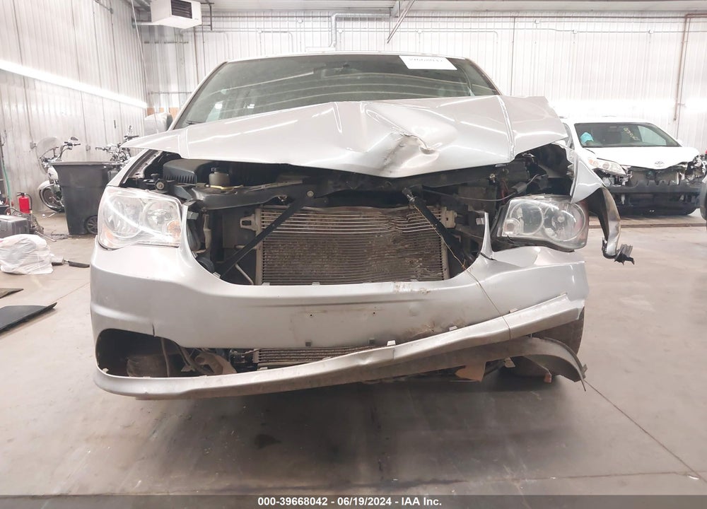 2018 DODGE GRAND CARAVAN SXT VIN: 2C4RDGCG7JR192358