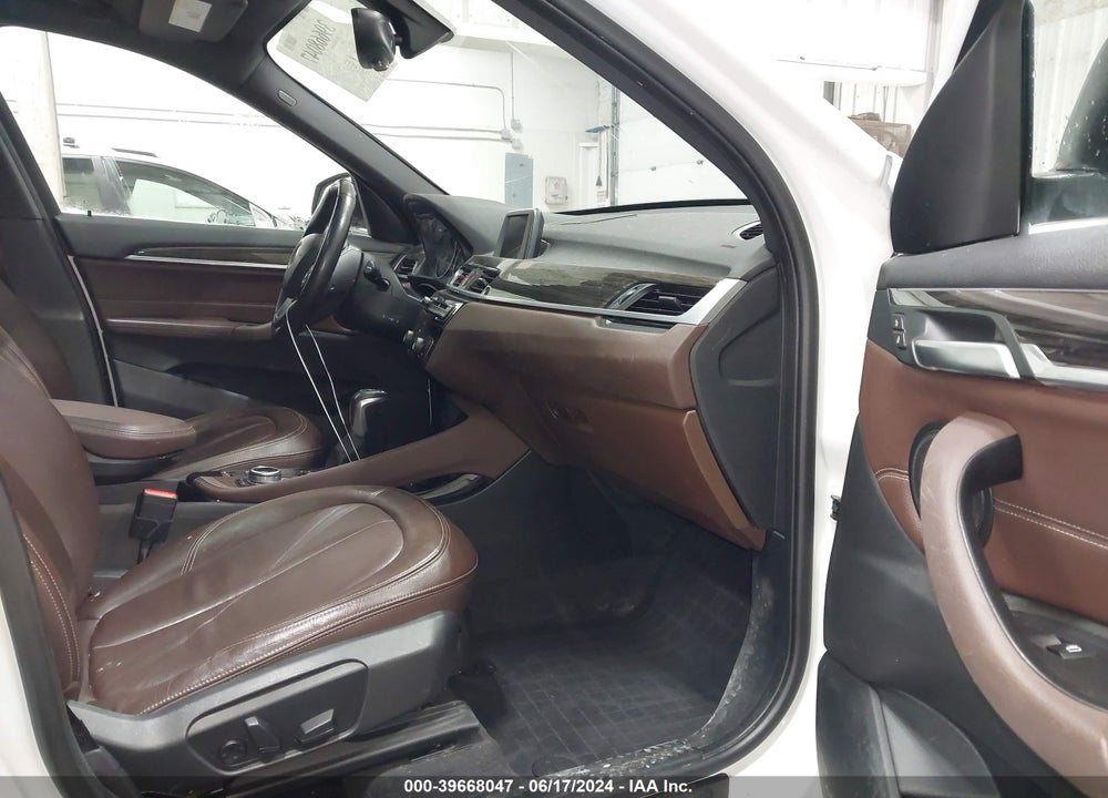 2016 BMW X1 XDRIVE28I VIN: WBXHT3Z38G4A51487