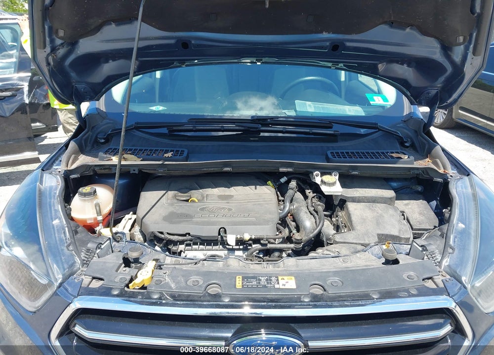2018 FORD ESCAPE SE VIN: 1FMCU9GD0JUB69391