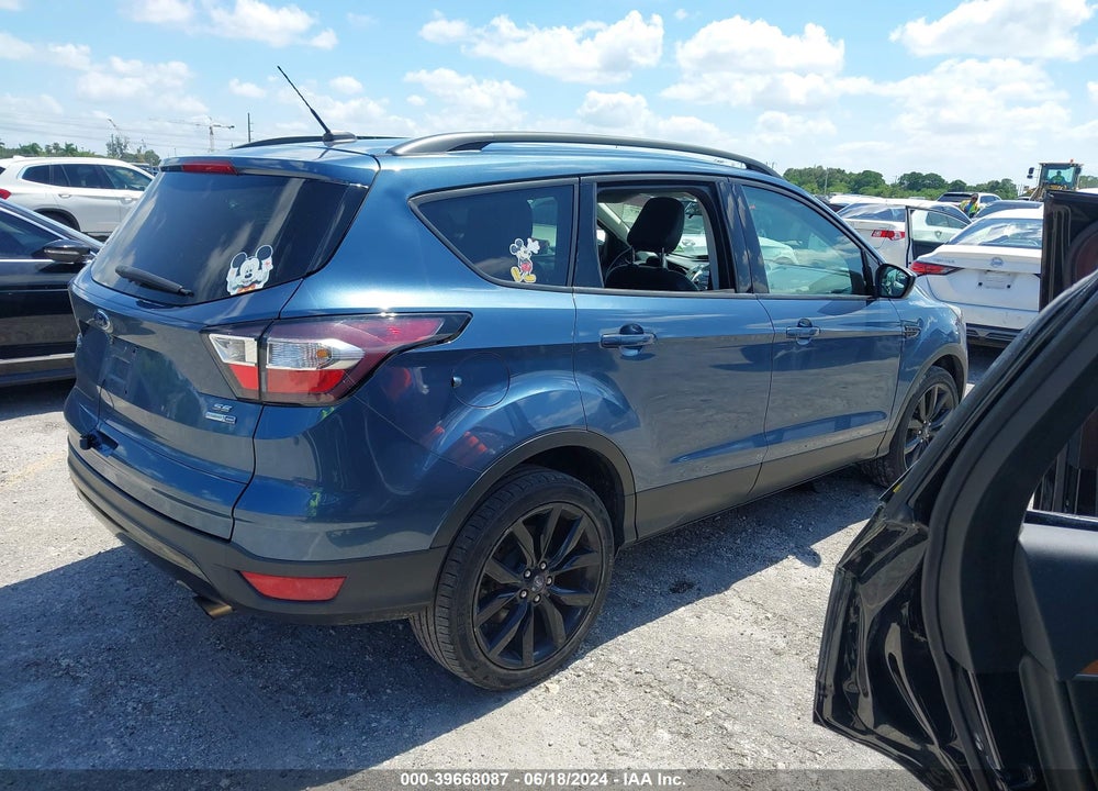 2018 FORD ESCAPE SE VIN: 1FMCU9GD0JUB69391