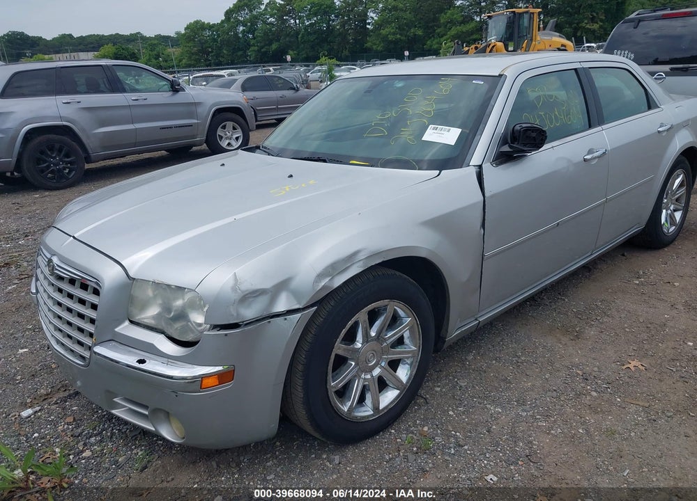 2005 CHRYSLER 300C VIN: 2C3AA63H05H114920