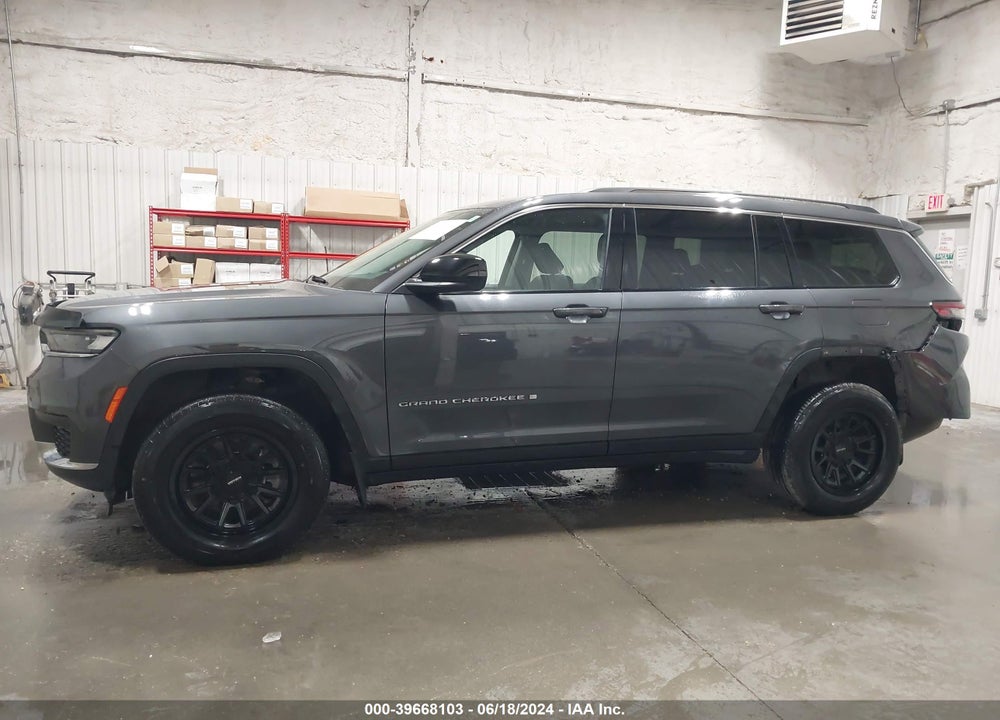 2022 JEEP GRAND CHEROKEE L LAREDO 4X4 VIN: 1C4RJKAG5N8588367