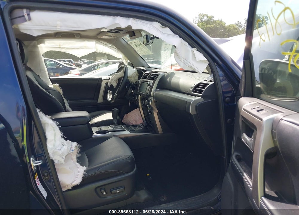 2018 TOYOTA 4RUNNER SR5 PREMIUM VIN: JTEBU5JR4J5548736
