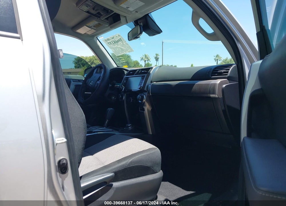 2021 TOYOTA 4RUNNER SR5 VIN: JTEMU5JR8M5850382