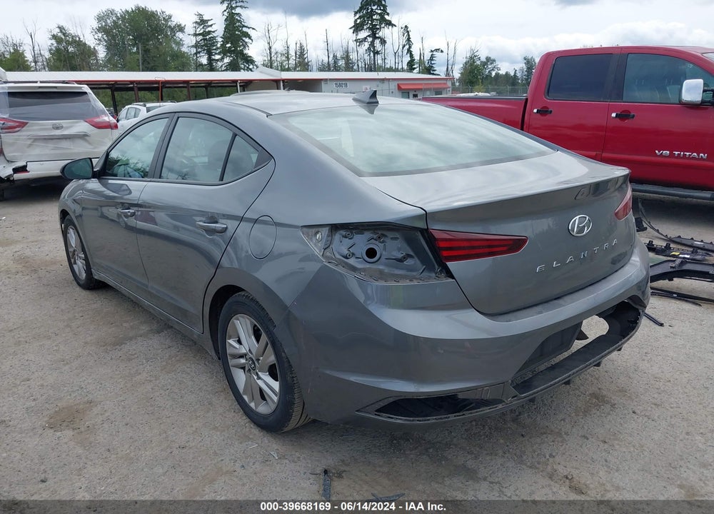 2019 HYUNDAI ELANTRA SEL VIN: 5NPD84LF4KH406287