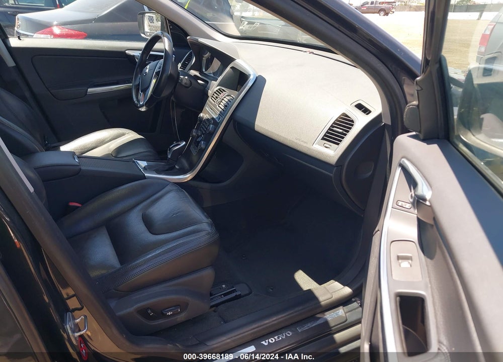 2014 VOLVO XC60 3.2/3.2 PLATINUM/3.2 PREMIER/3.2 PREMIER PLUS VIN: YV4940DL7E2513187