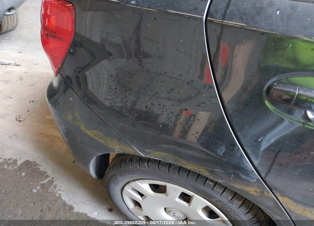 2010 SCION XD VIN: JTKKU4B49A1003035