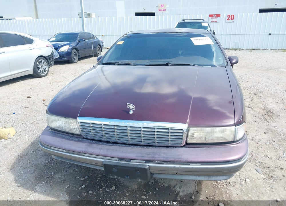 1994 CHEVROLET CAPRICE CLASSIC VIN: 1G1BL52W1RR105923