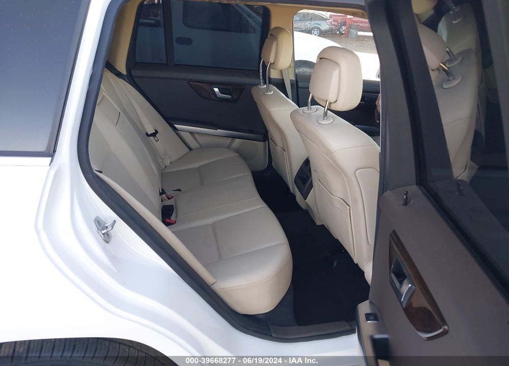 2015 MERCEDES-BENZ GLK 350 VIN: WDCGG5HB6FG424631
