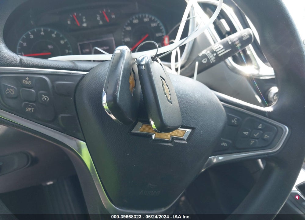 2018 CHEVROLET EQUINOX LS VIN: 2GNAXHEV3J6274909