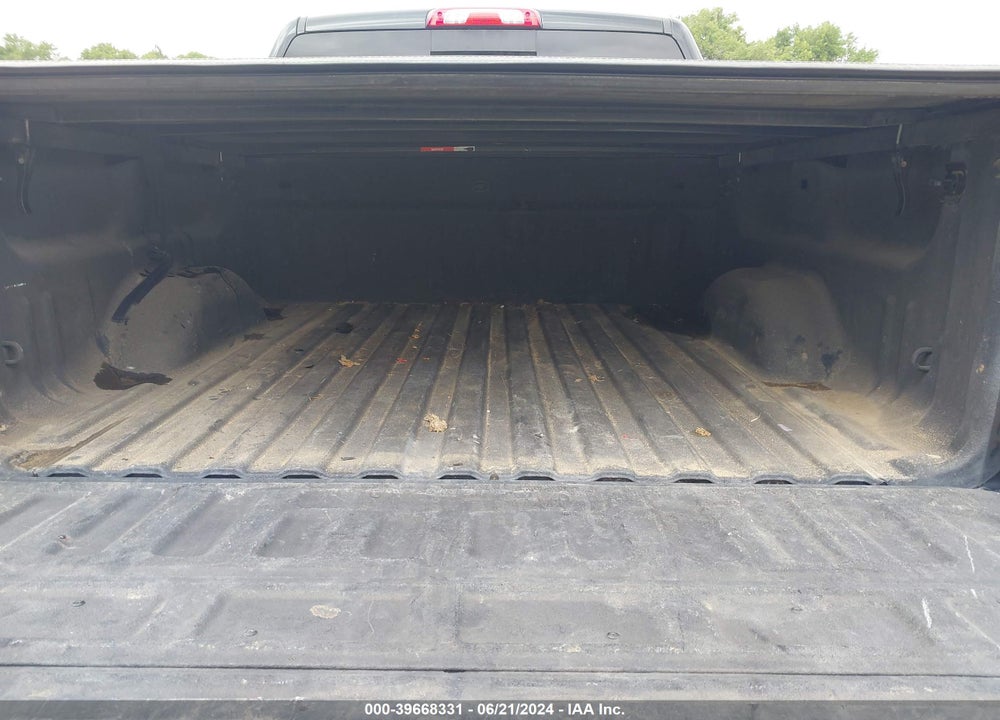 2018 CHEVROLET SILVERADO 1500 1LZ/2LZ VIN: 3GCUKSEJ1JG258324
