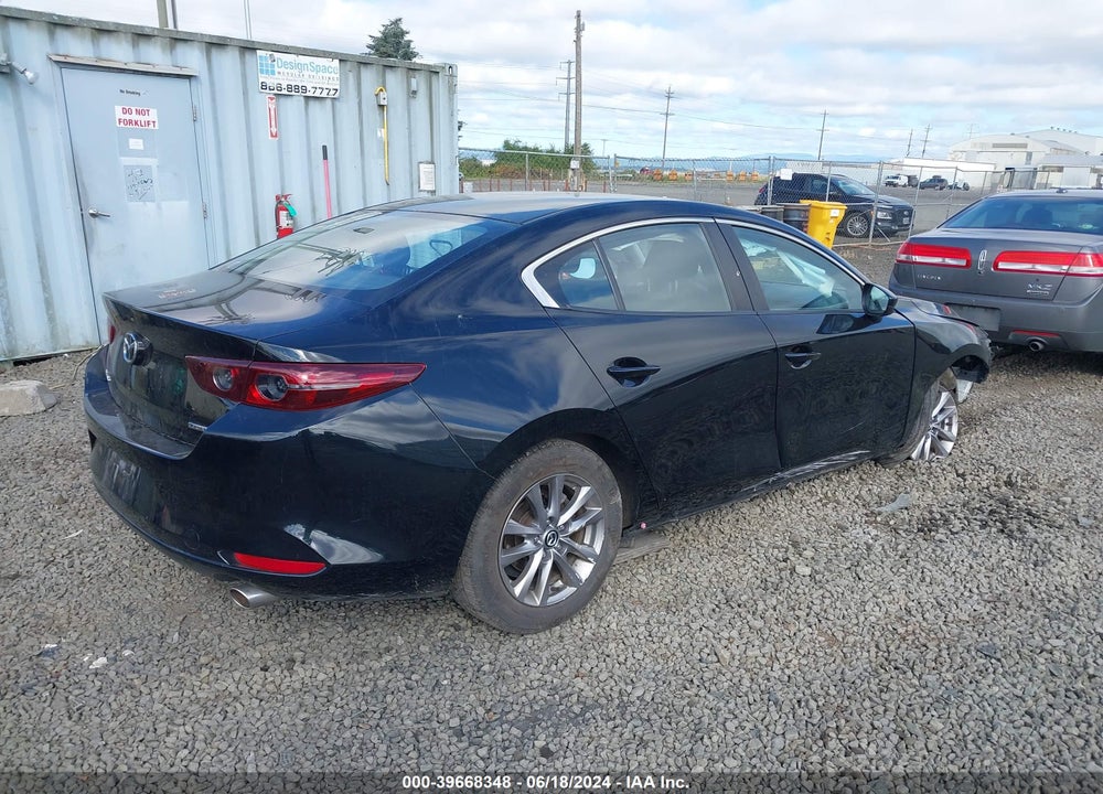 2021 MAZDA MAZDA3 VIN: JM1BPAA76M1300440