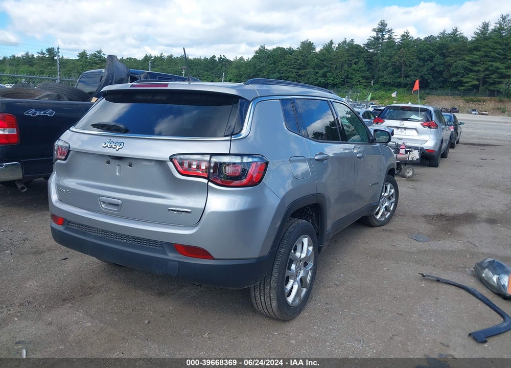 2022 JEEP COMPASS LATITUDE LUX 4X4 VIN: 3C4NJDFB6NT130121