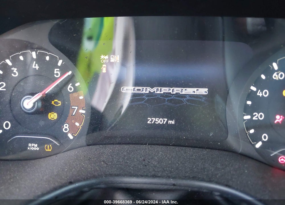 2022 JEEP COMPASS LATITUDE LUX 4X4 VIN: 3C4NJDFB6NT130121