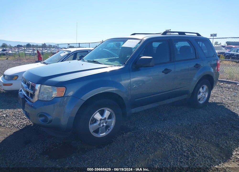 2011 FORD ESCAPE XLS VIN: 1FMCU0C72BKA21946