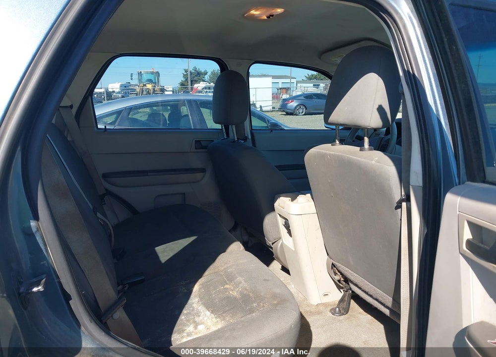2011 FORD ESCAPE XLS VIN: 1FMCU0C72BKA21946