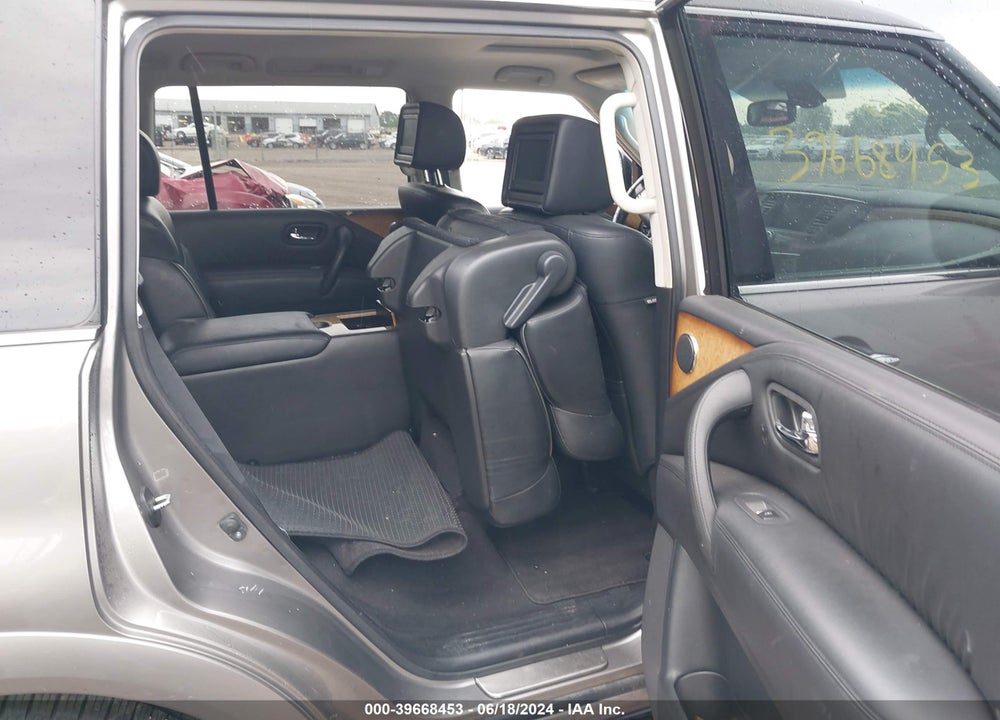 2014 INFINITI QX80 VIN: JN8AZ2NE9E9069089