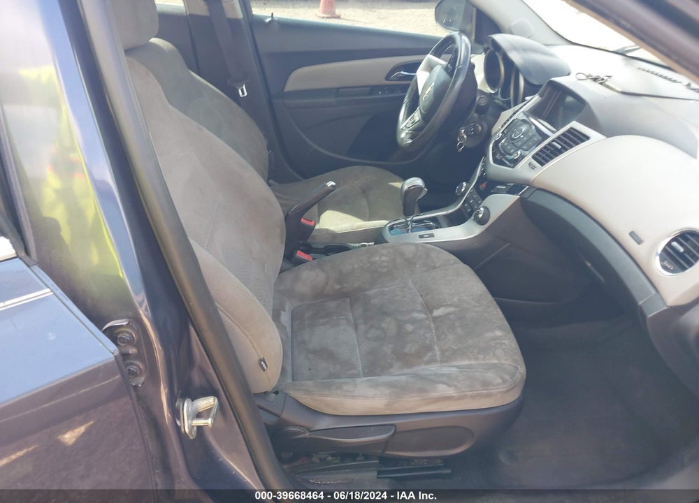 2014 CHEVROLET CRUZE 1LT AUTO VIN: 1G1PC5SB0E7257829