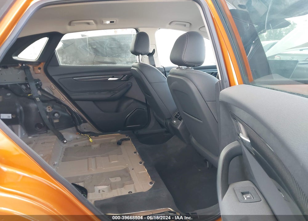2023 VINFAST VF 8 ECO VIN: RLLV1AEB4PH003052