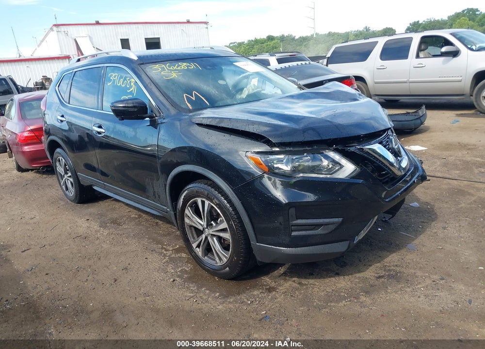 2019 NISSAN ROGUE SV VIN: JN8AT2MV0KW390549