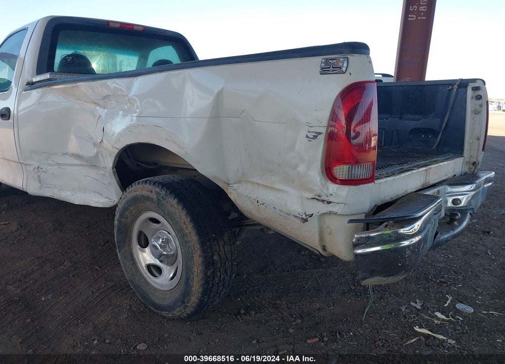 2002 FORD F-150 XL/XLT VIN: 1FTRF17222NA18010
