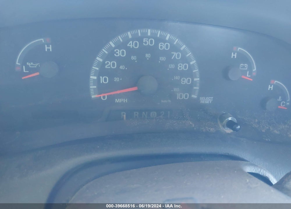 2002 FORD F-150 XL/XLT VIN: 1FTRF17222NA18010