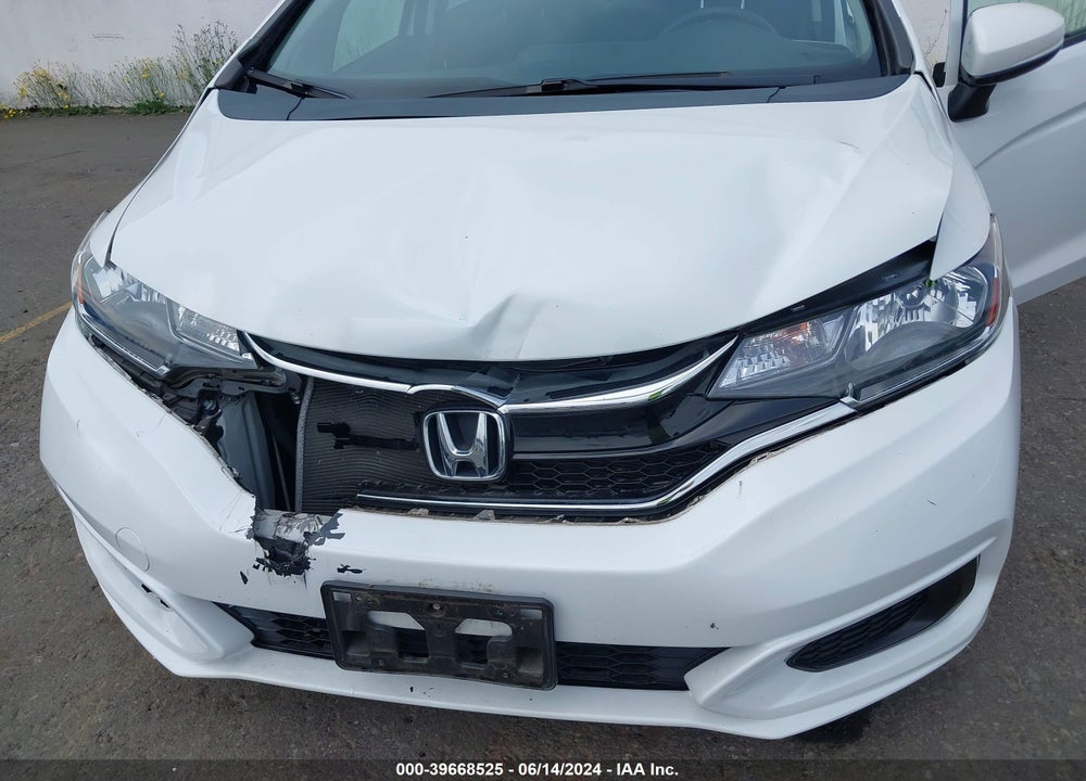 2018 HONDA FIT LX VIN: 3HGGK5H46JM730430