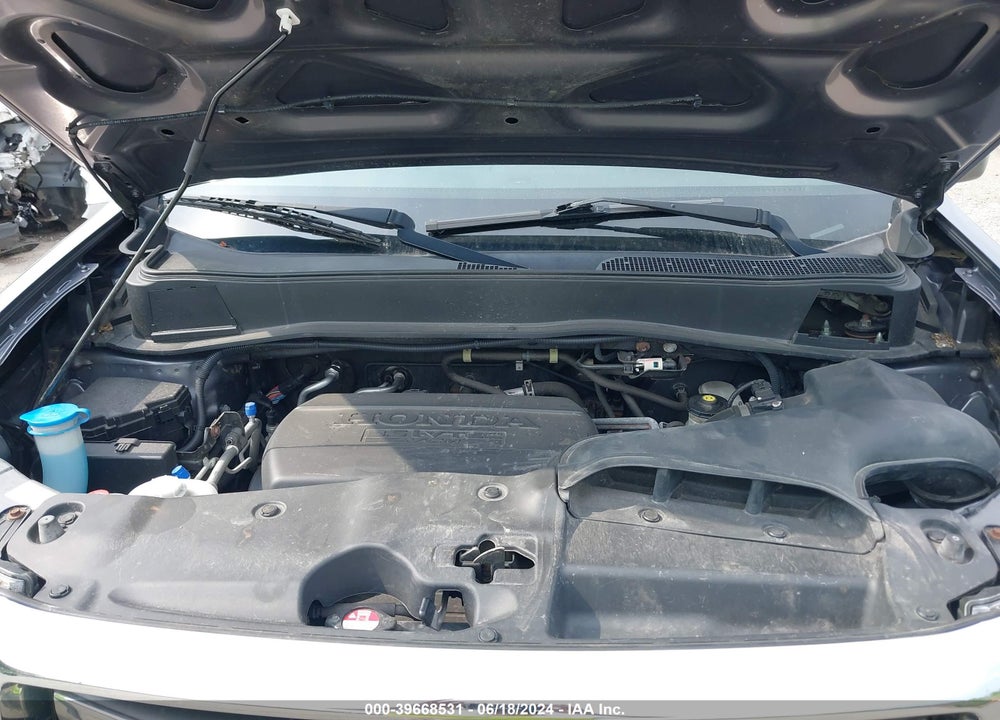 2015 HONDA PILOT VIN: 5FNYF4H28FB049844
