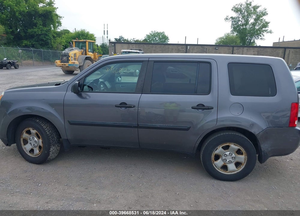 2015 HONDA PILOT VIN: 5FNYF4H28FB049844