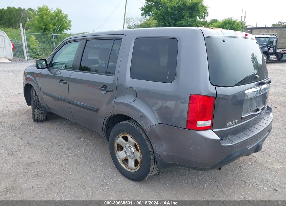 2015 HONDA PILOT VIN: 5FNYF4H28FB049844
