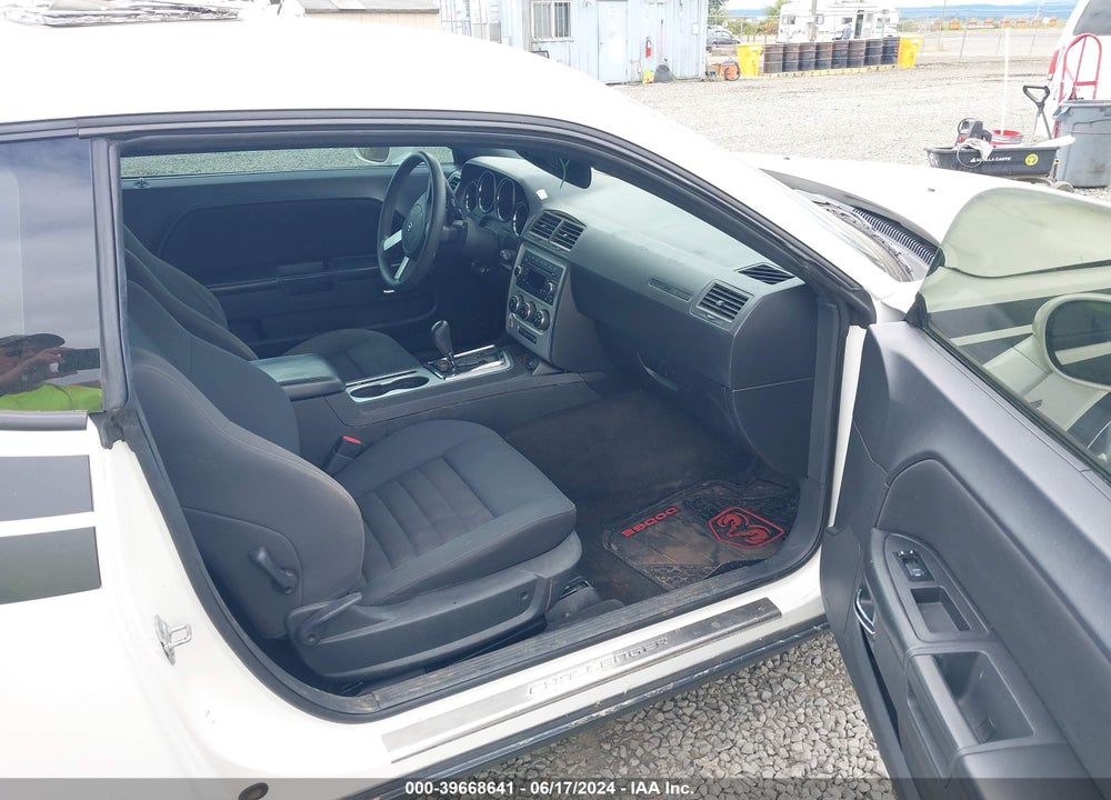 2010 DODGE CHALLENGER SE VIN: 2B3CJ4DV9AH109160