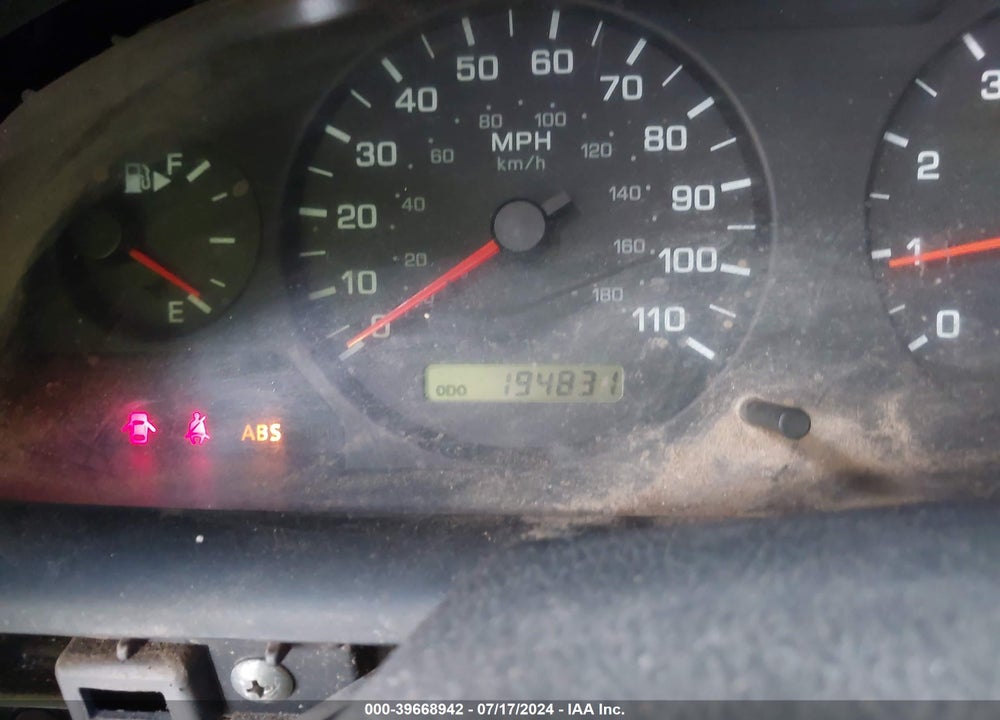 2001 NISSAN XTERRA XE-V6 VIN: 5N1ED28T61C536239