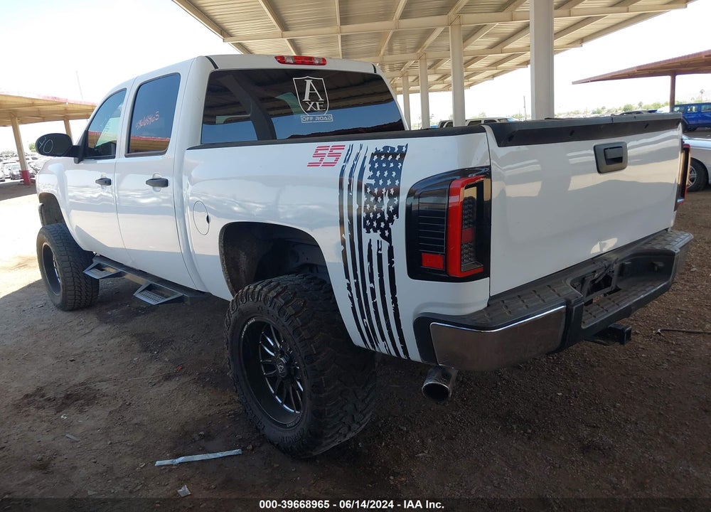 2007 CHEVROLET SILVERADO 1500 LS VIN: 2GCEC13C971716452